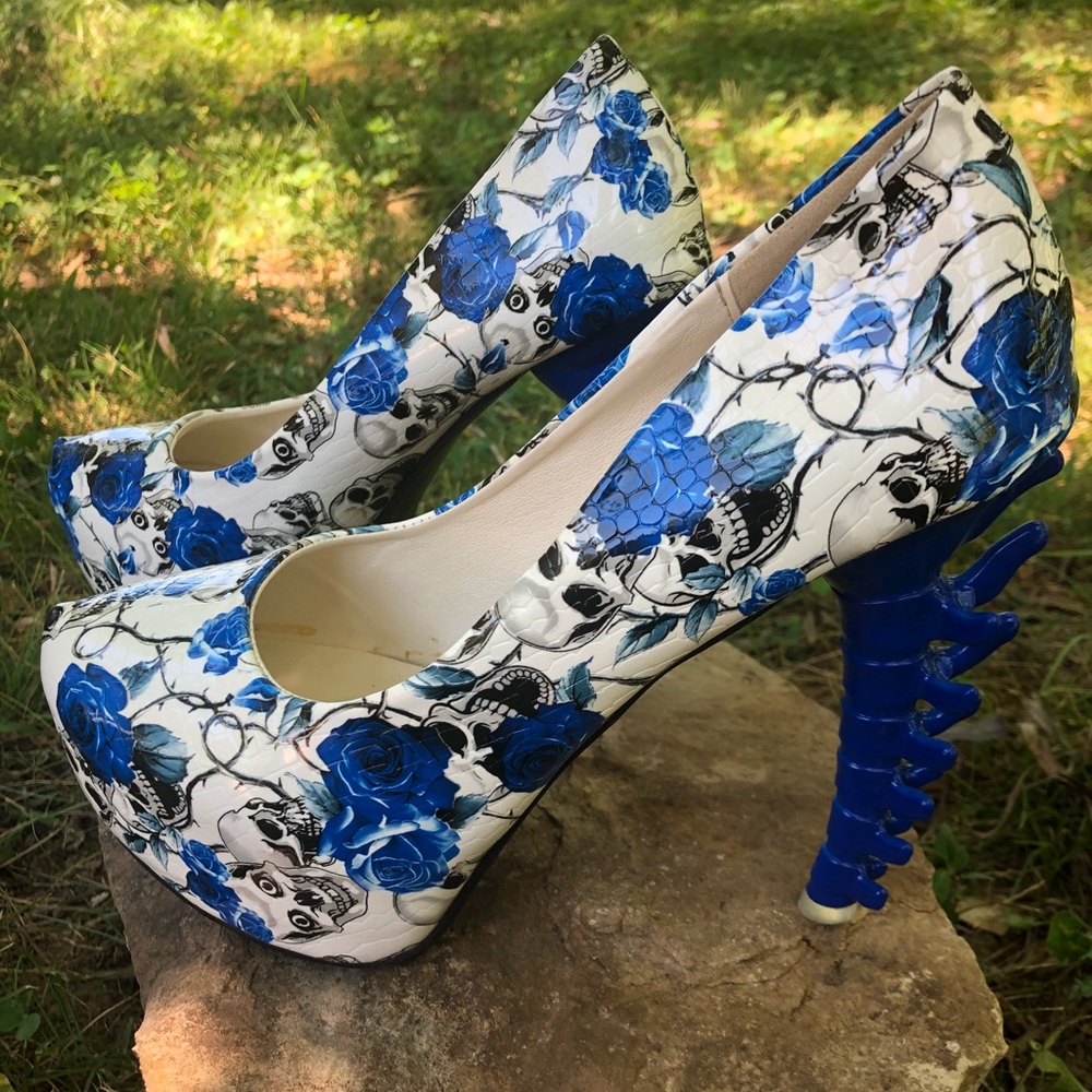 Shaw Story Heels